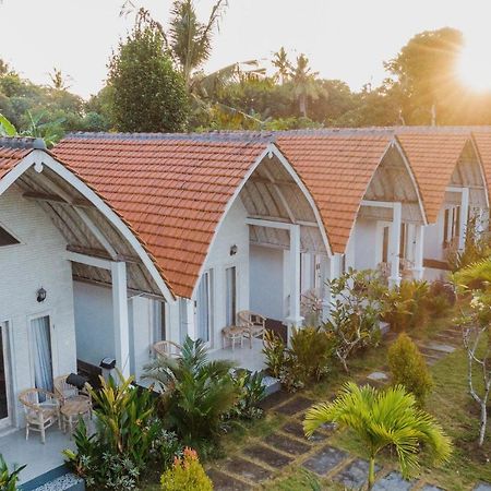 Kayu Kuning Cottage Toyapakeh Luaran gambar
