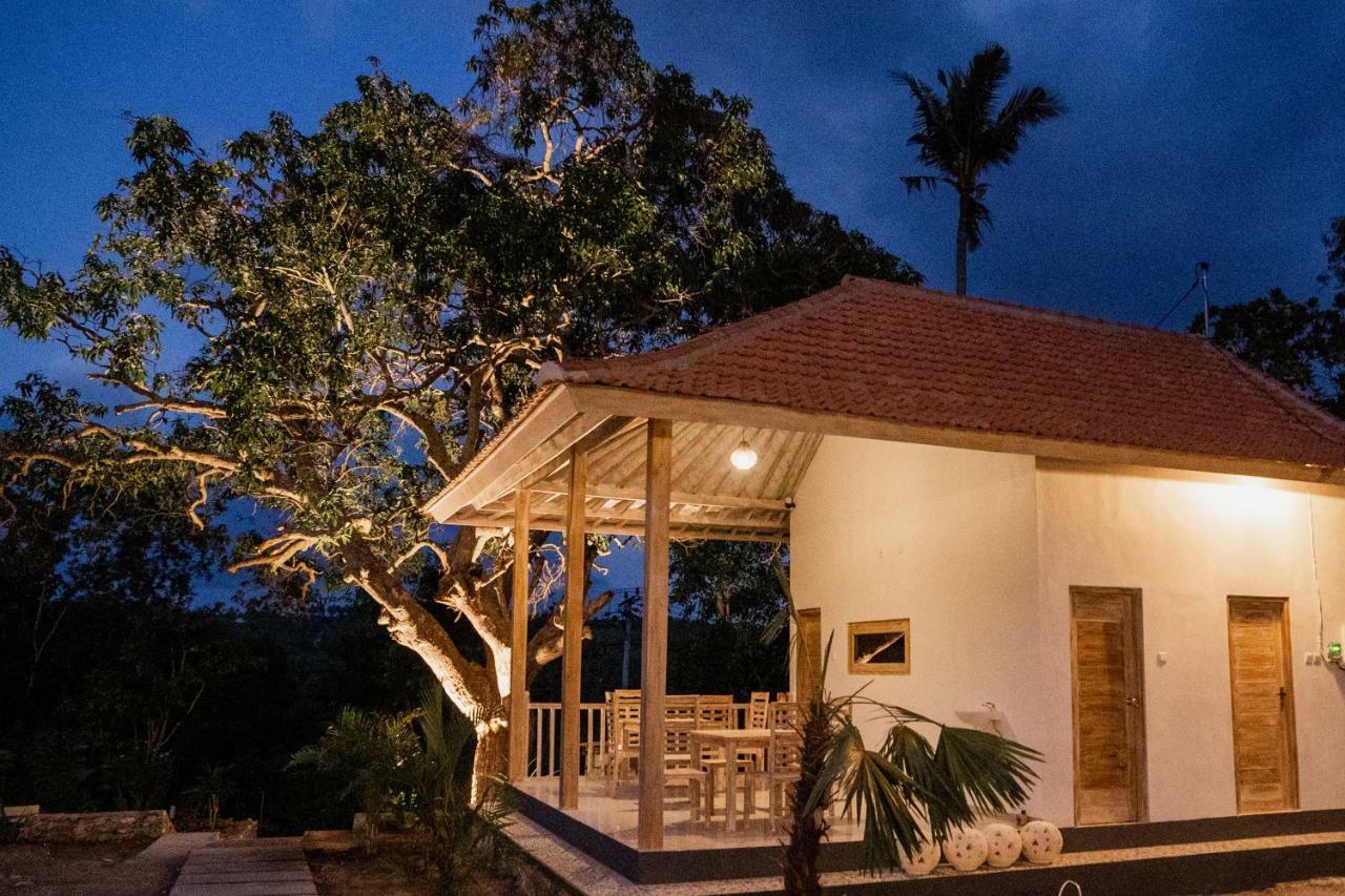 Kayu Kuning Cottage Toyapakeh Luaran gambar