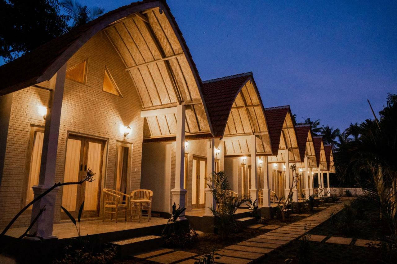 Kayu Kuning Cottage Toyapakeh Luaran gambar