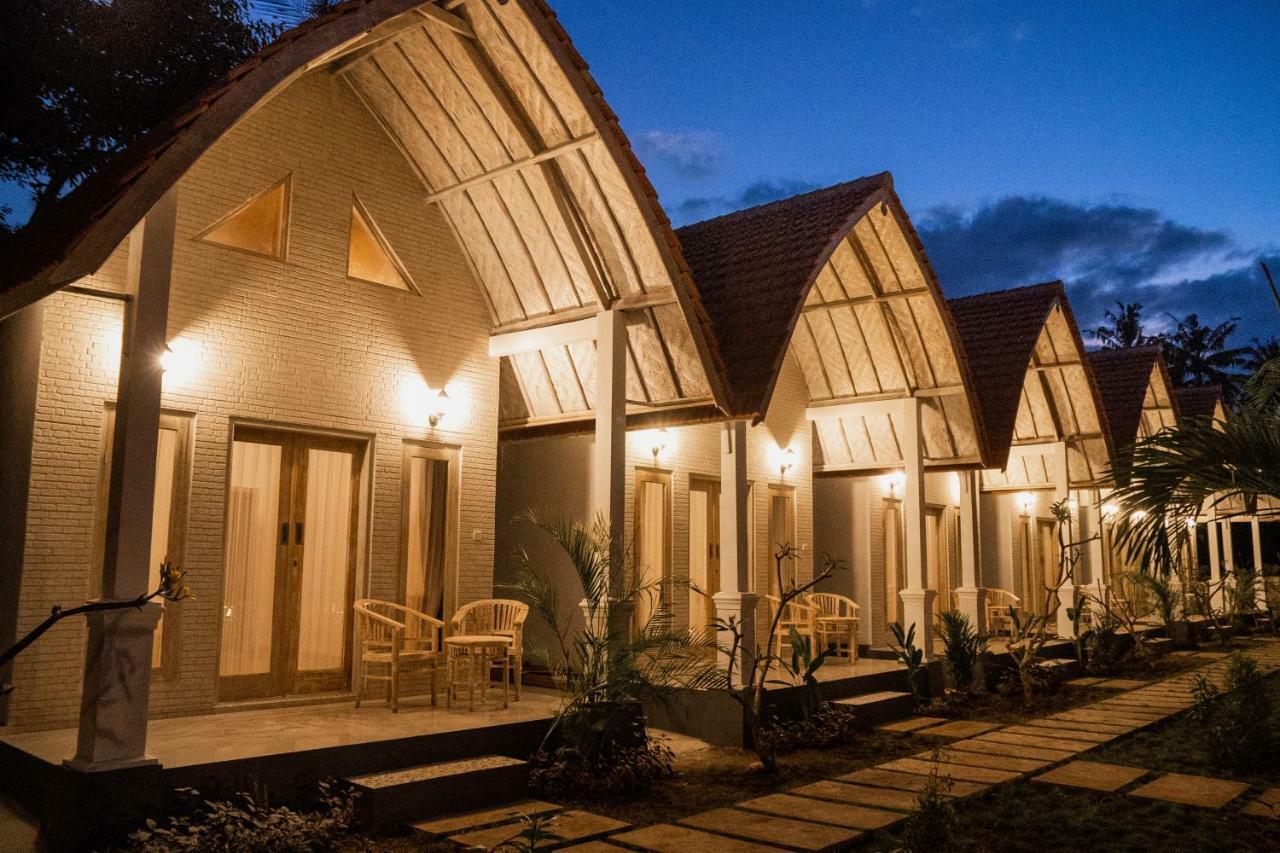 Kayu Kuning Cottage Toyapakeh Luaran gambar
